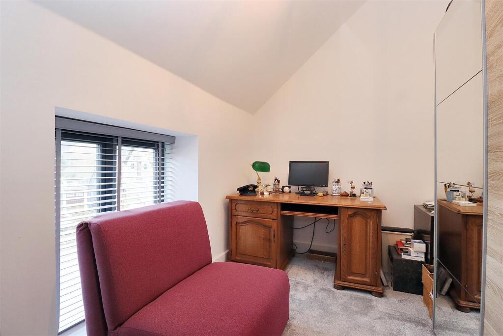 Additional image 14 of Beautifully converted barn in East Clevedon