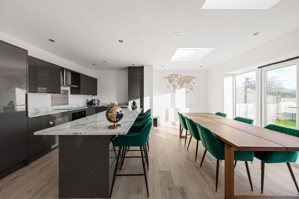 Additional image 6 of Whippendell Way, Orpington, BR5