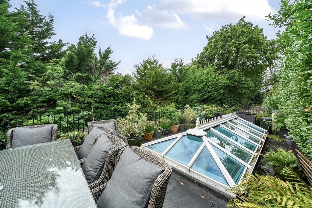 Additional image 22 of Croydon Road, Keston