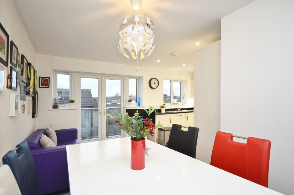 Additional image 9 of Hillview Close, Kingswood