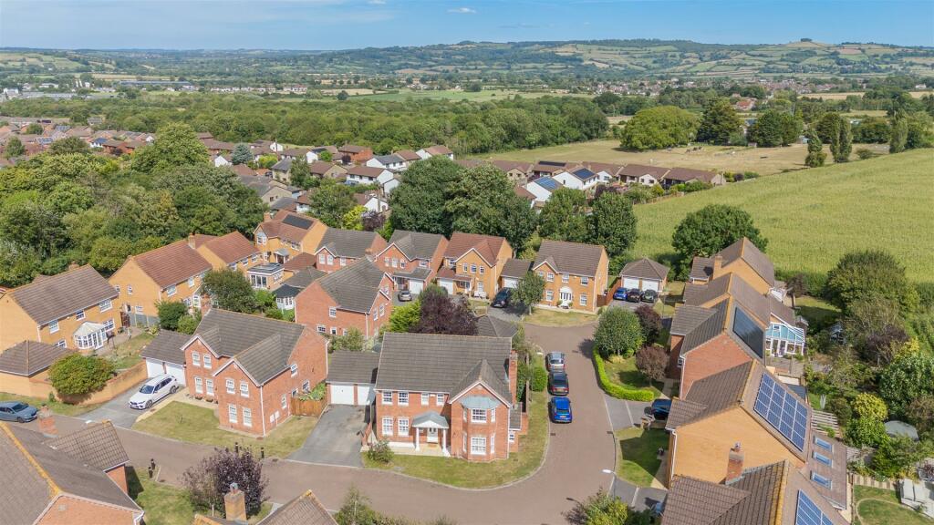 Additional image 4 of Chalfield Close, Keynsham, Bristol