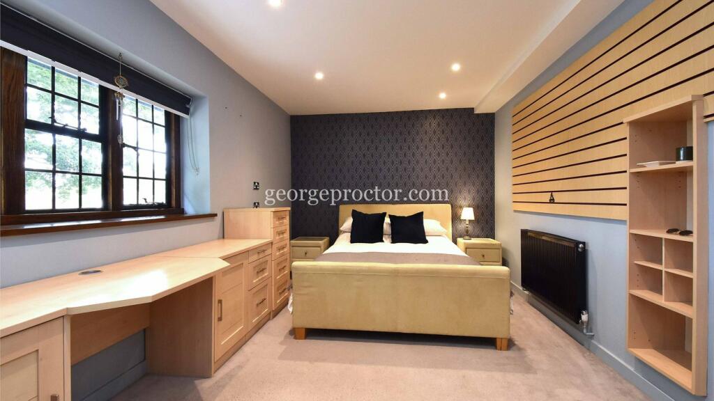 Additional image 21 of Oakwood Close, Chislehurst, BR7