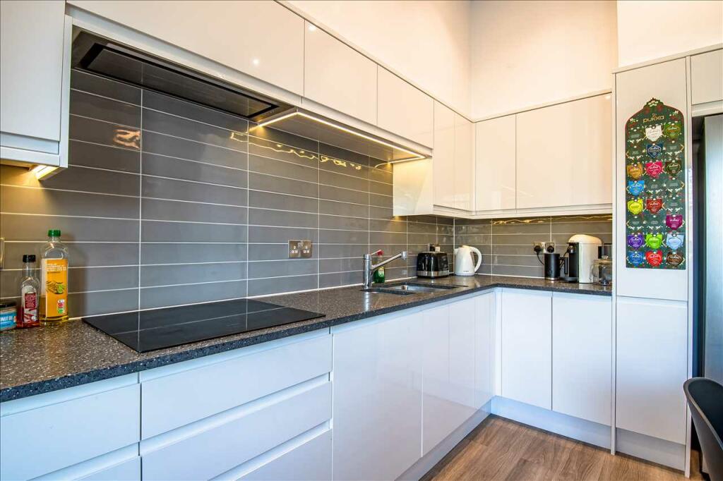 Additional image 22 of First Floor Flat, Osborne Road