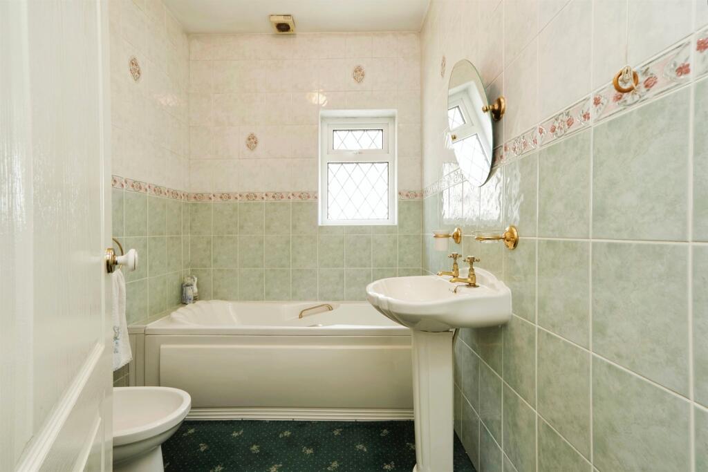 Additional image 10 of Bradford Road, Cottingley Bridge, Bingley