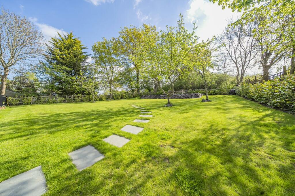 Additional image 5 of Hayes Lane, Hayes