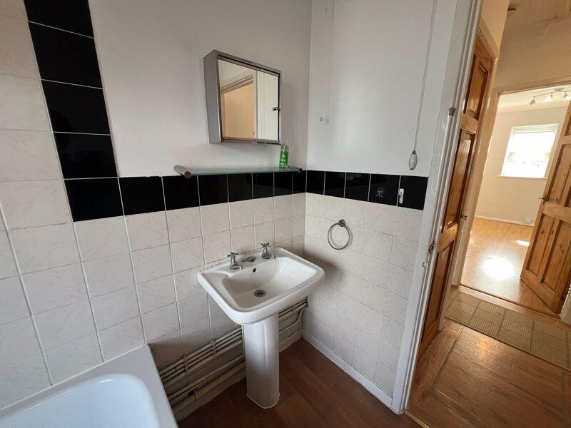 Additional image 15 of Chelford Grove, Bristol