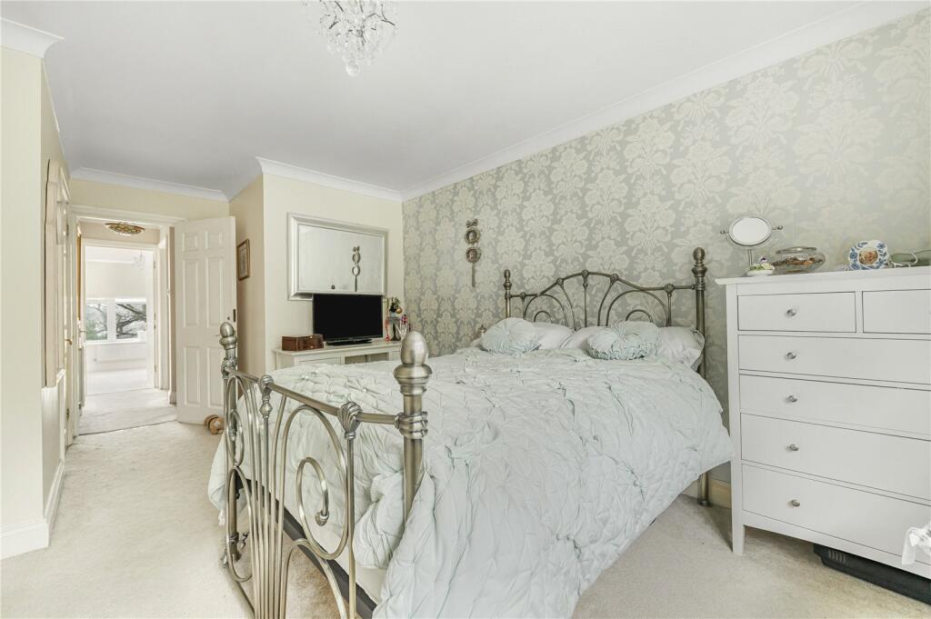 Additional image 5 of Madeira Avenue, Bromley, BR1