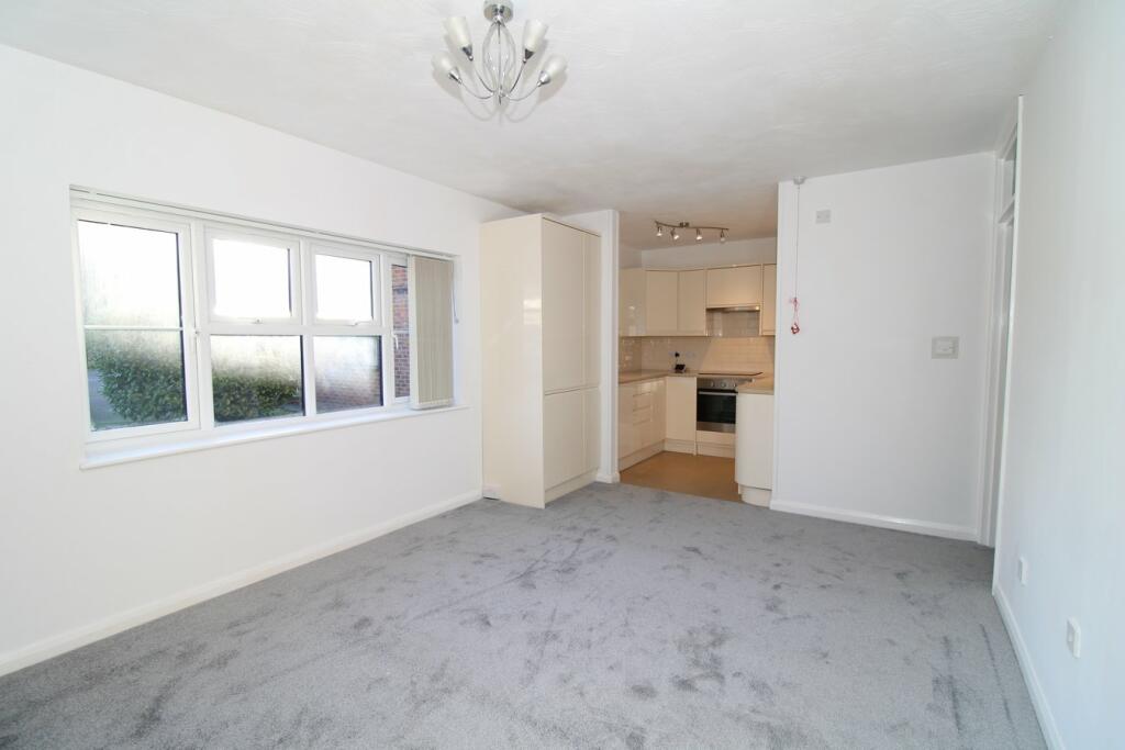 Additional image 4 of 49a Glebe Way, West Wickham, BR4