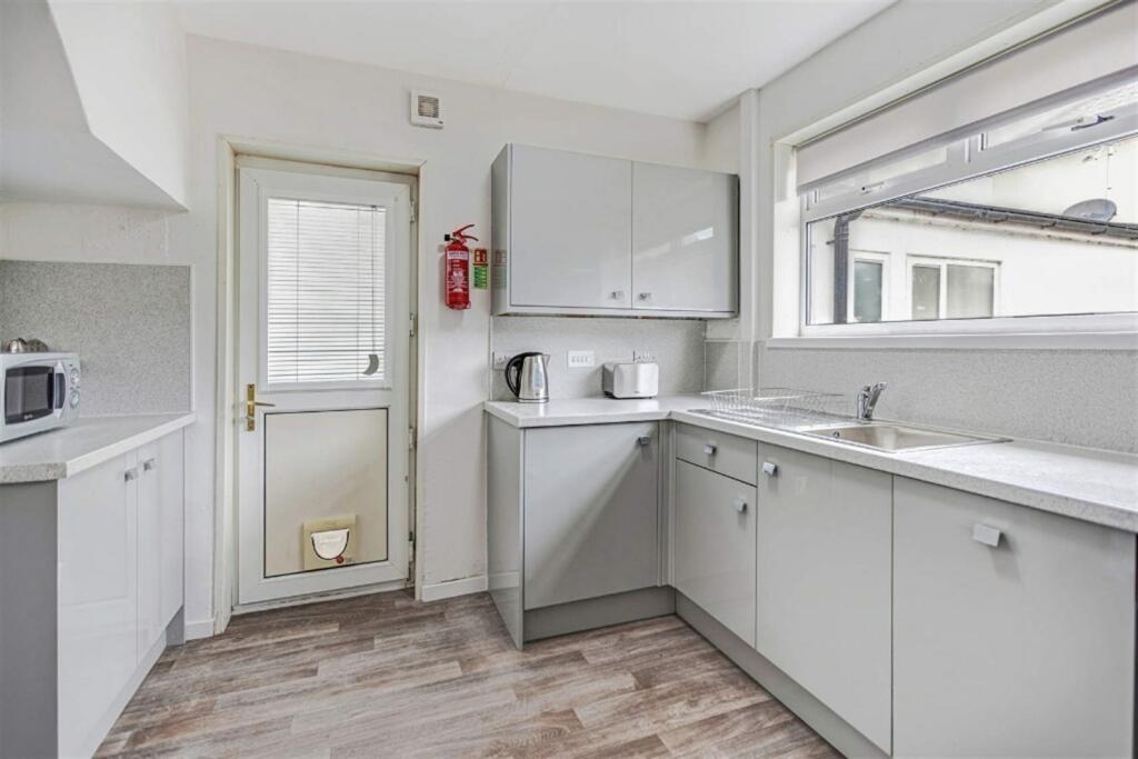 Additional image 13 of 4 bedroom End of Terrace House in Greystoke Avenue, Bristol