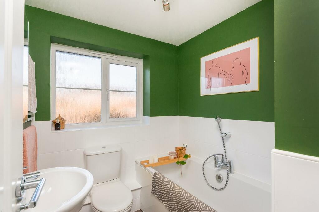 Additional image 18 of St. Lucia Crescent, Horfield