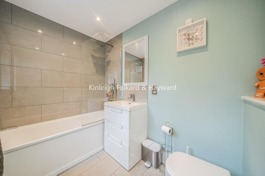 Additional image 14 of Ullswater Close, Bromley