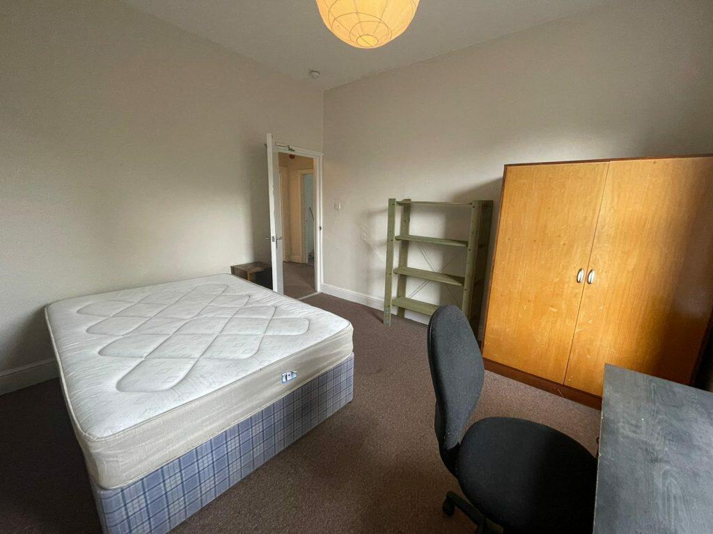 Additional image 10 of Chesterfield Road Top Ref 601