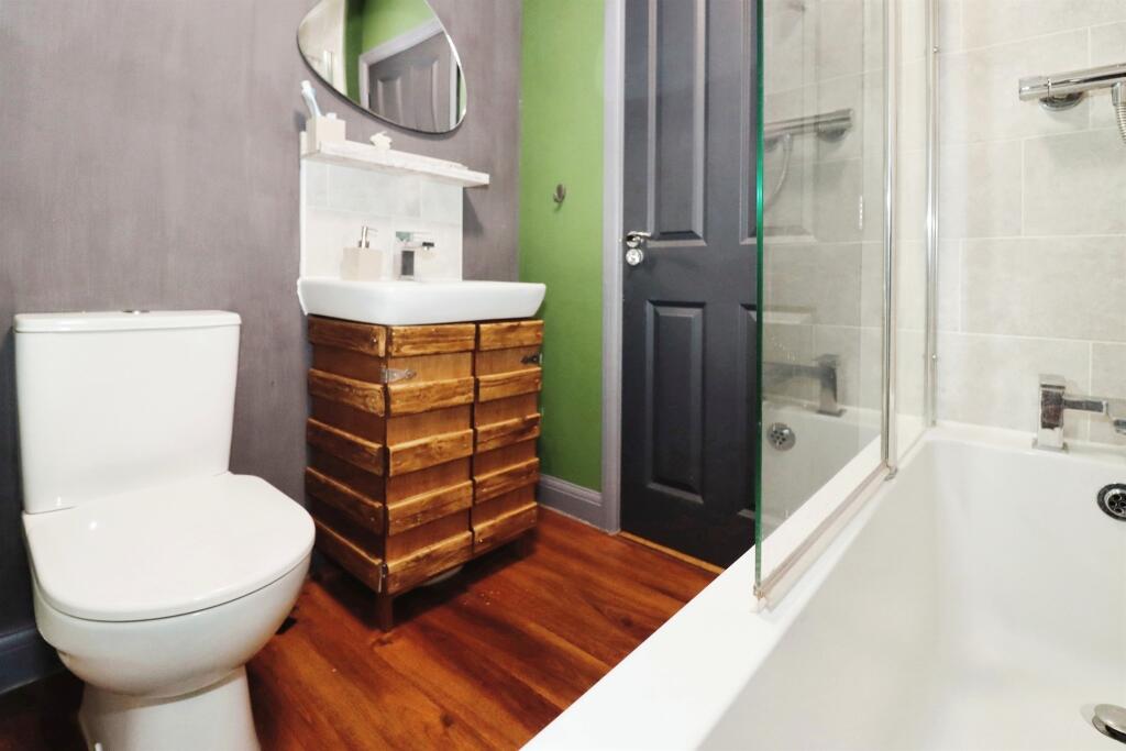 Additional image 17 of Warner Lane, Yate, Bristol