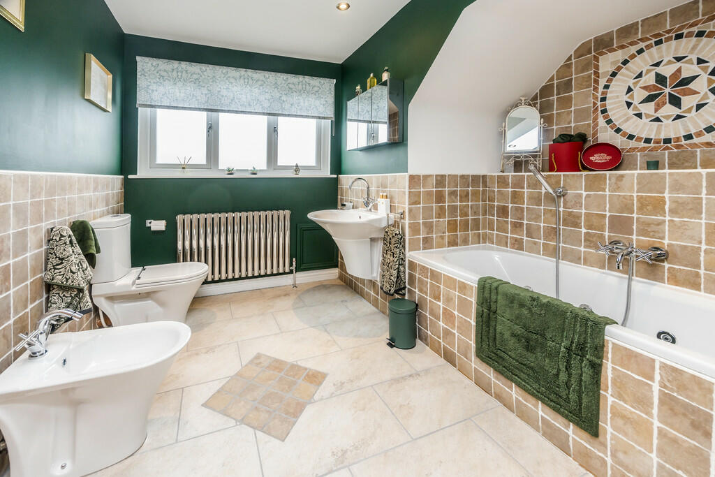 Additional image 33 of Jonscroft, Queensbury