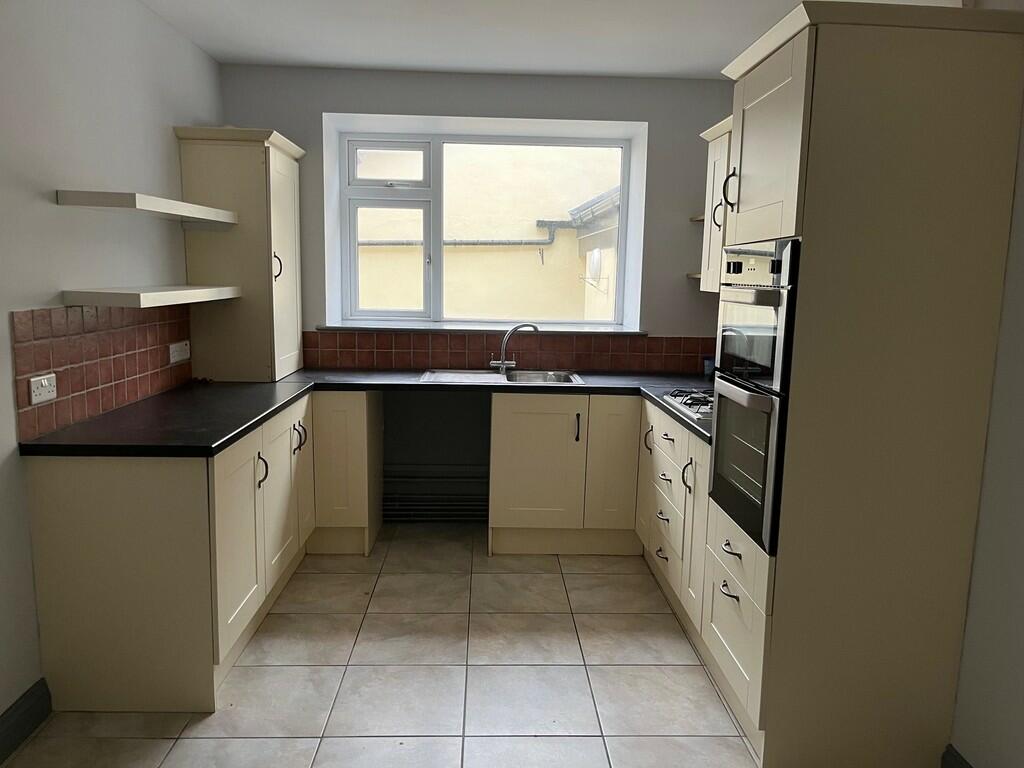 Additional image 8 of Flat 3, 212 High Street