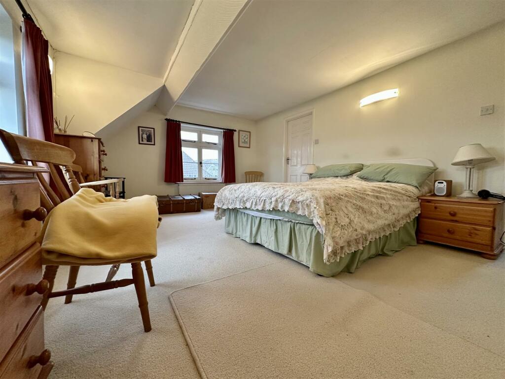 Additional image 29 of Townsend