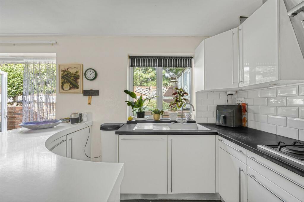 Additional image 14 of Beresford Road, Newhaven