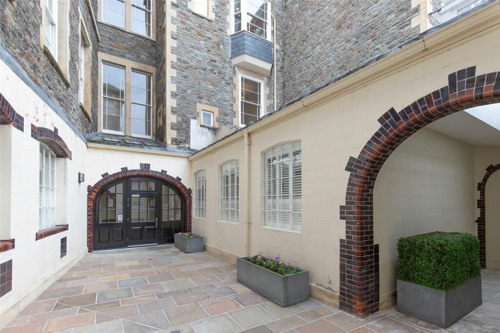 Additional image 11 of The General, Guinea Street, BS1