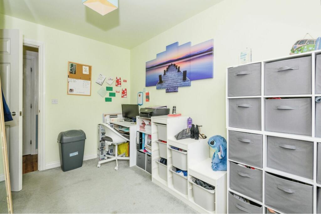 Additional image 12 of 21 The Plantations, Bradford, BD12