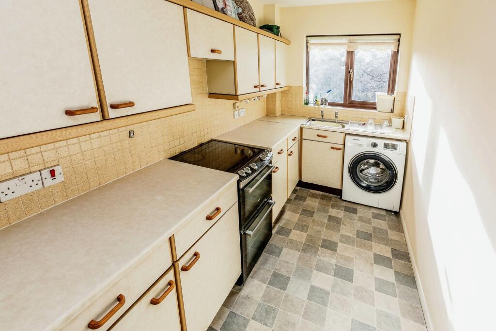 Additional image 4 of High Street, Worle, Weston-super-Mare, Somerset, BS22