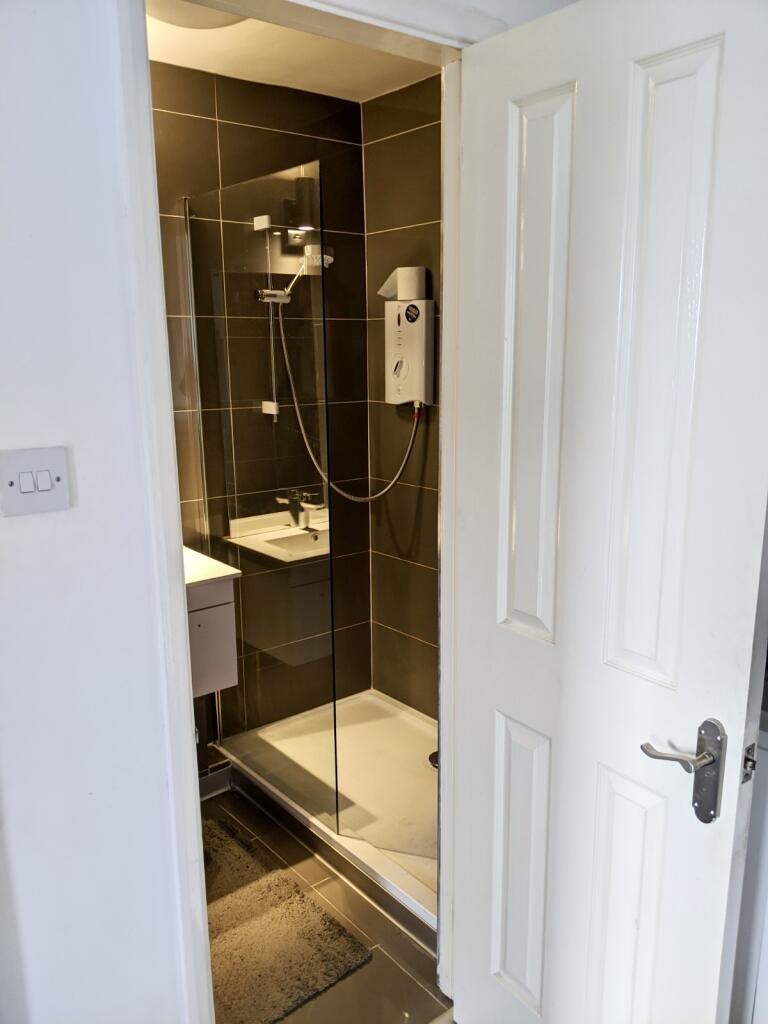 Additional image 5 of Cleve Court, Cumberland Place, Clifton, Bristol