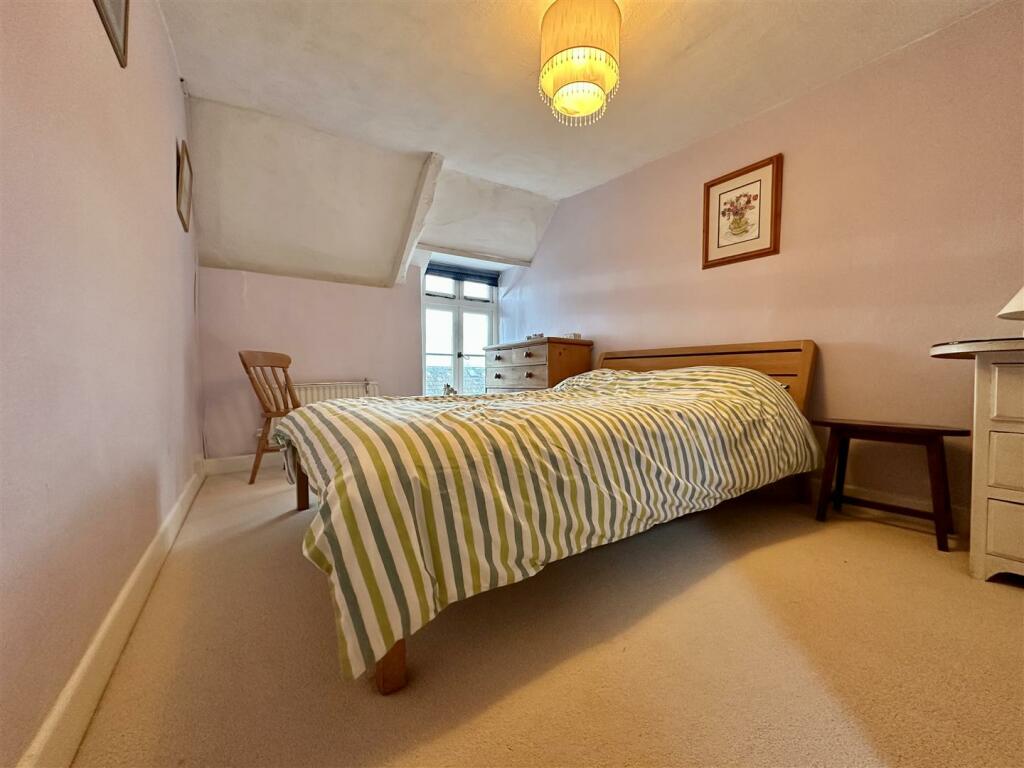 Additional image 34 of Townsend