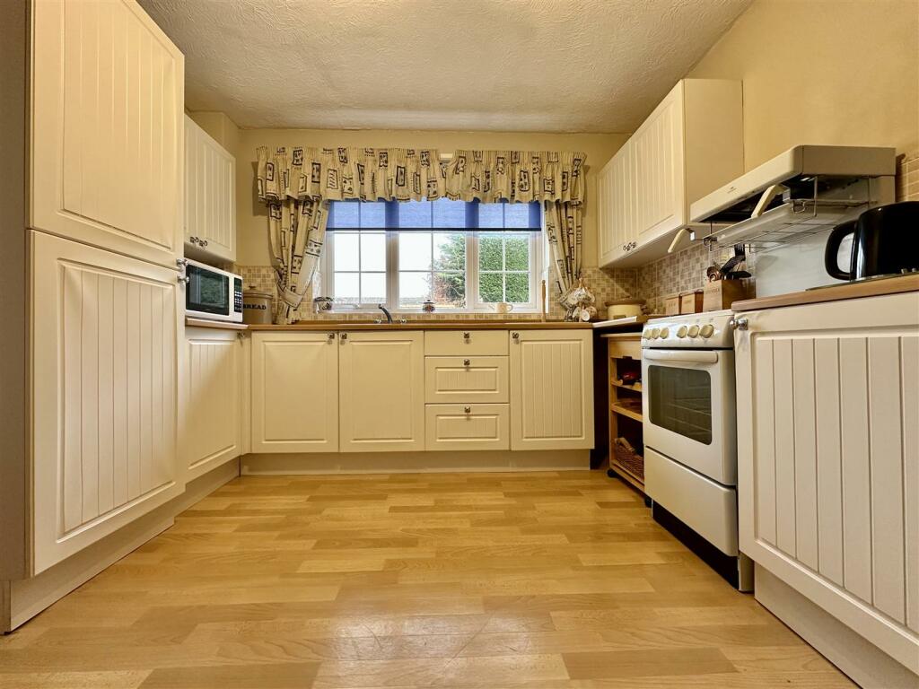Additional image 29 of Round Oak Grove, Cheddar