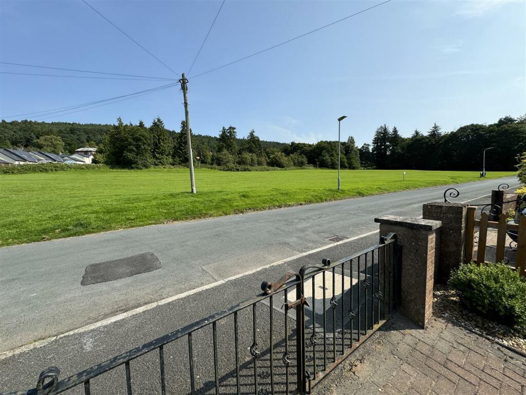 Additional image 17 of Scaws Drive, Penrith