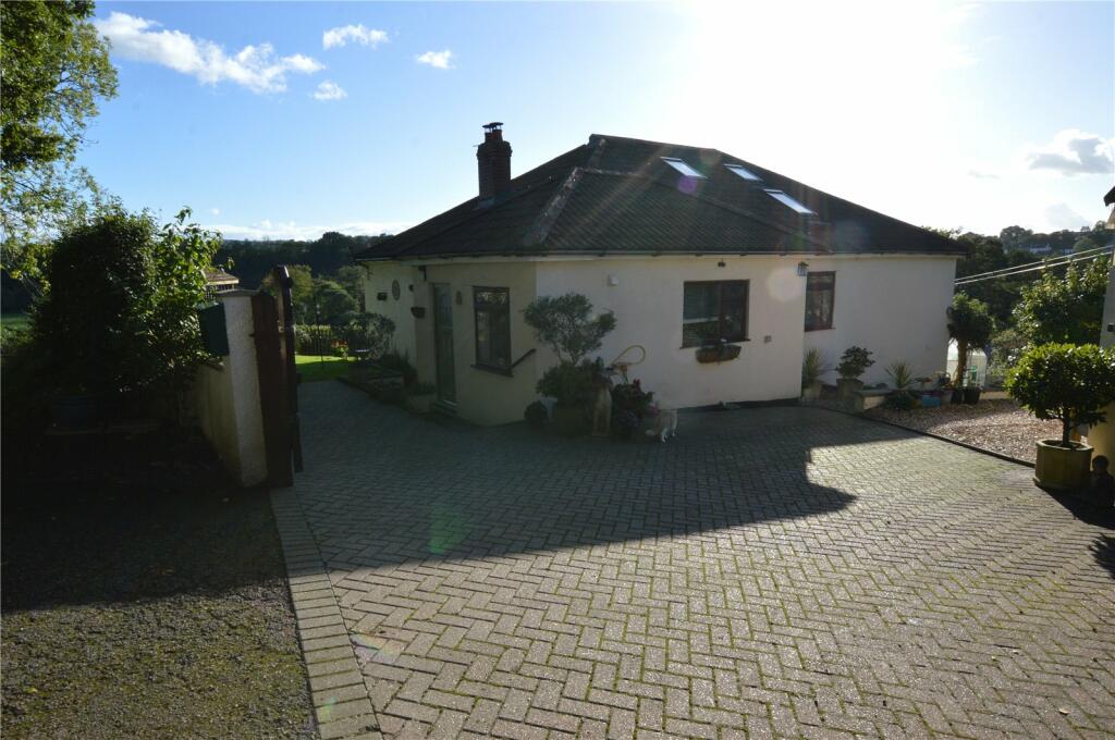 Additional image 14 of Detached four bedroom property with separate paddock in approximately 3/4 of an acre and buildings - Publow