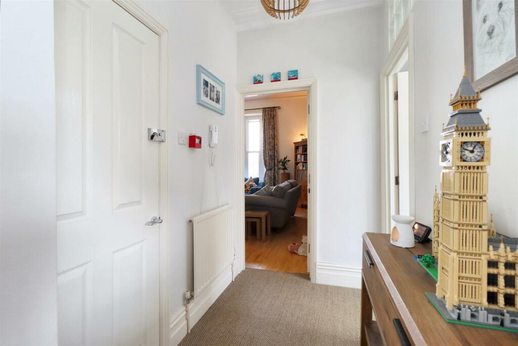 Additional image 12 of Victorian apartment with parking in Mid Clevedon