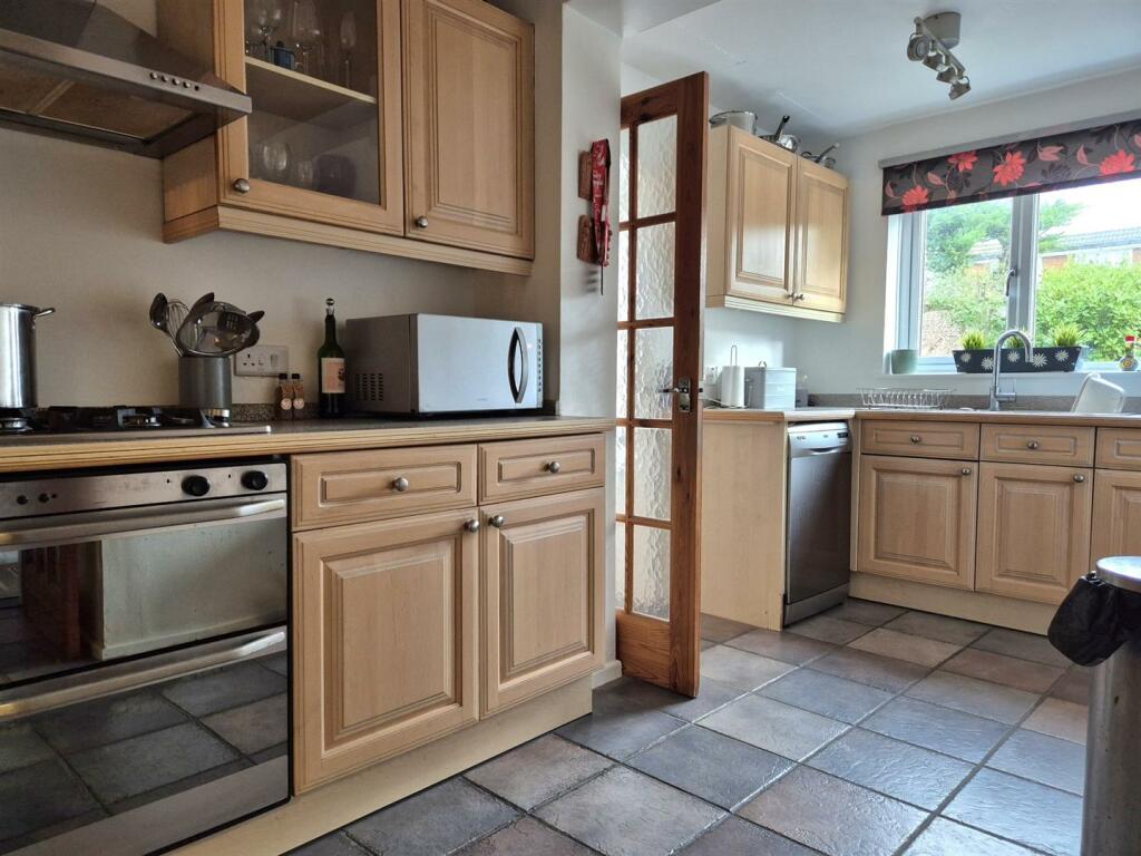 Additional image 22 of Burrington Avenue, Bleadon Hill, Weston-Super-Mare