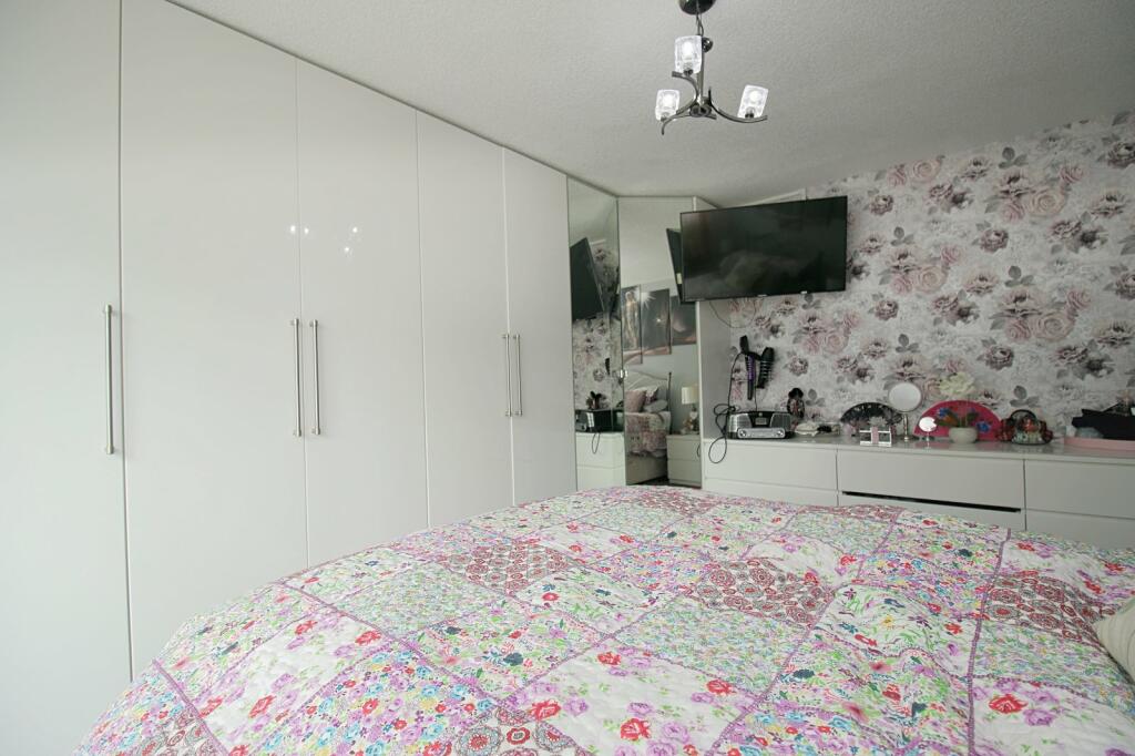 Additional image 8 of Highgate Grove, Clayton Heights, Bradford, BD13