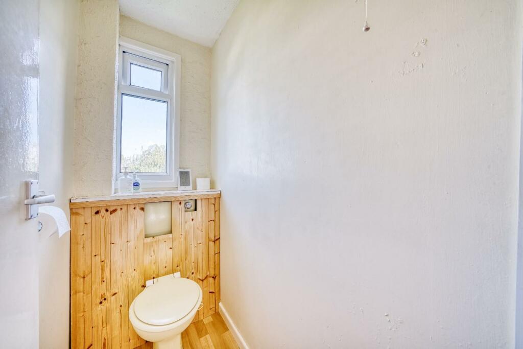 Additional image 12 of Ideally situated in the popular village of Congresbury