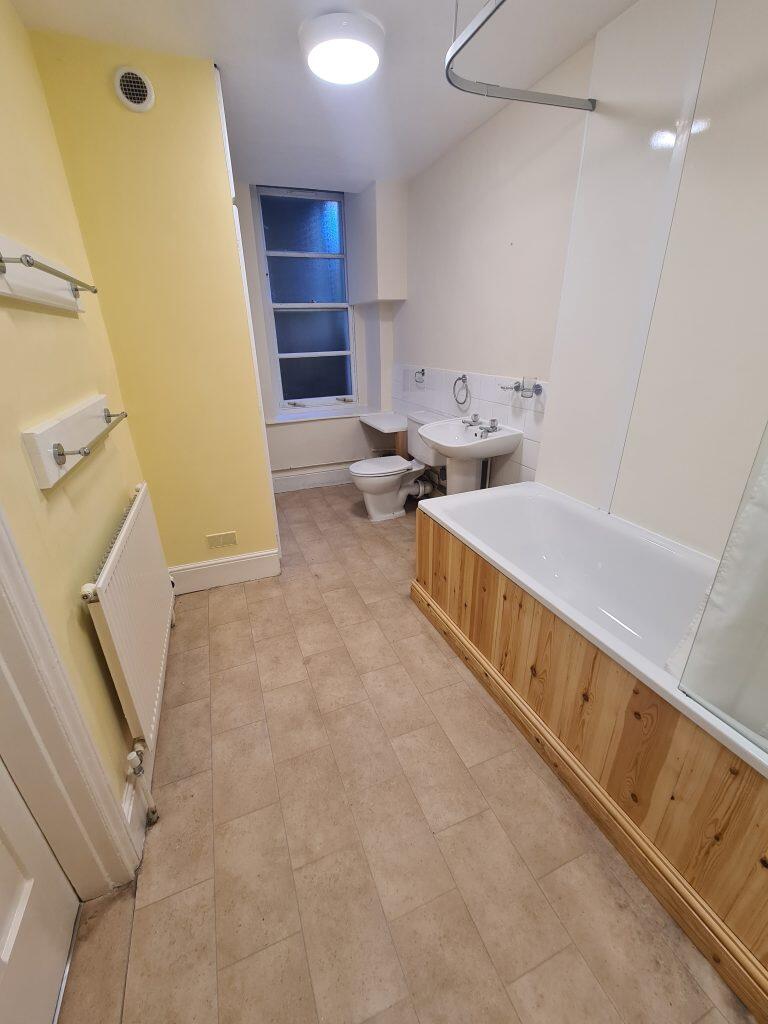 Additional image 8 of Beaufort Road – Garden Flat Ref 284