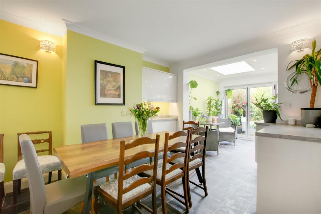 Additional image 5 of Sunray Avenue, Bromley