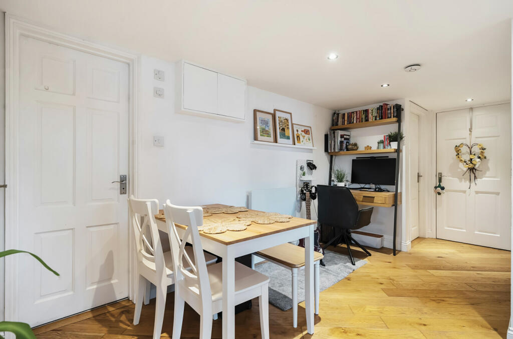 Additional image 4 of Starts Hill Road, Farnborough, Orpington, Kent, BR6