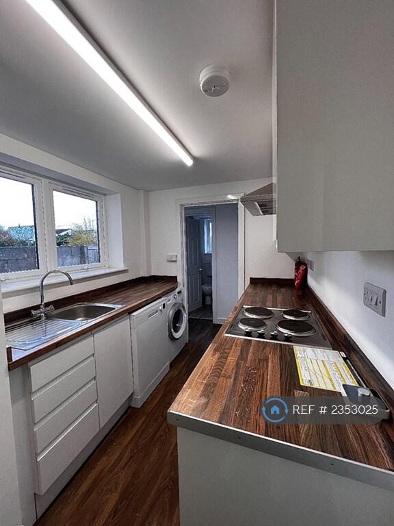 Additional image 12 of Whitehall Road, Bristol, BS5
