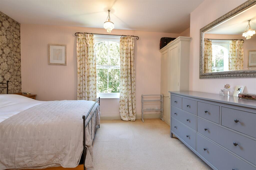 Additional image 6 of Wallands Crescent, Lewes, East Sussex