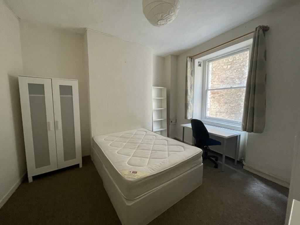 Additional image 7 of Gloucester Street – Ref: 129