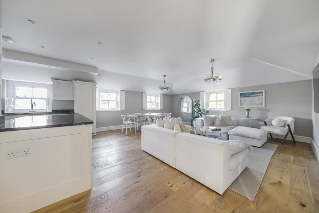 Additional image 5 of Willoughby Lane Bromley BR1