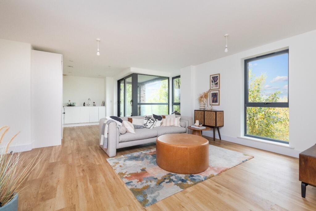 Additional image 12 of Oliver House, 5 Blakes Walk, Lewes, East Sussex, BN7