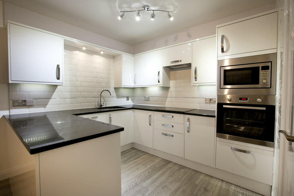 Additional image 3 of Nab Wood Drive, Shipley