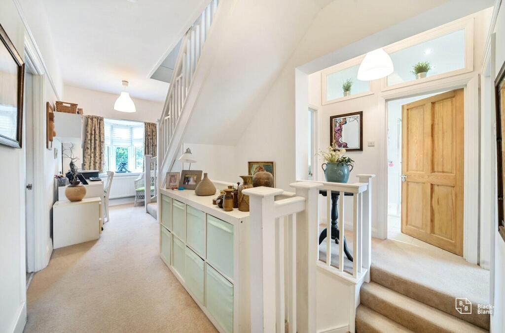 Additional image 24 of Hawes Lane, West Wickham, BR4