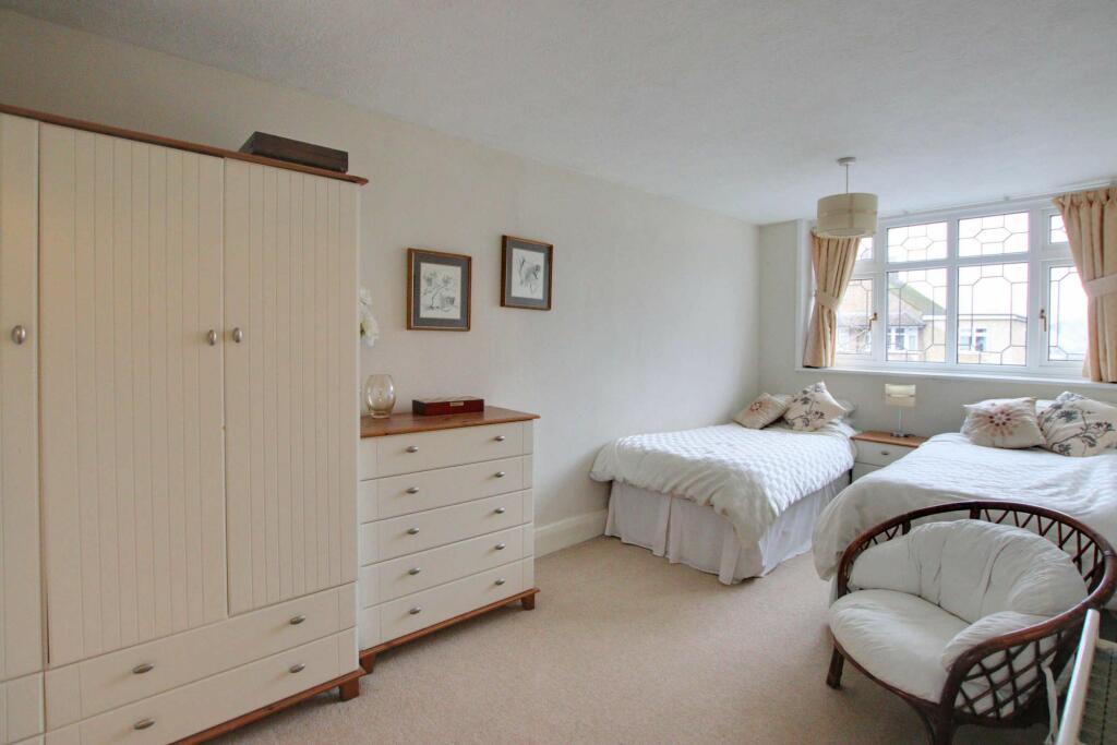 Additional image 9 of Lawrence Road, West Wickham, BR4