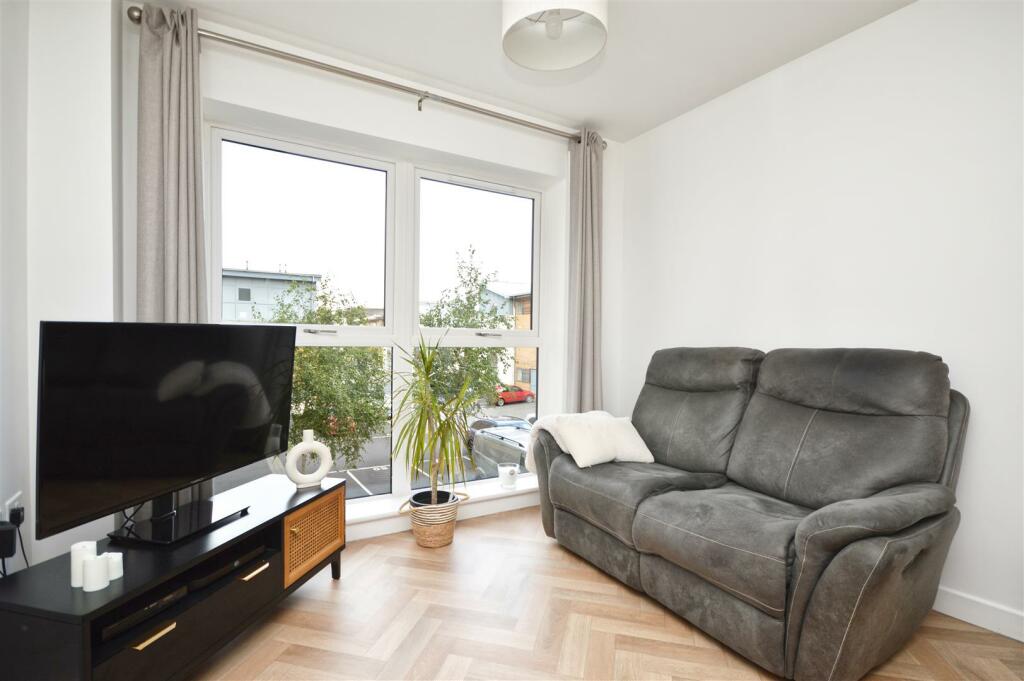 Additional image 7 of Mizzen Court, Portishead, Bristol