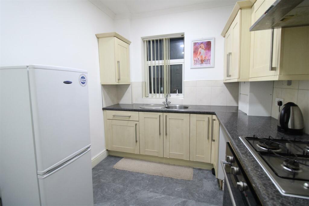 Additional image 5 of Bingley Road, Shipley