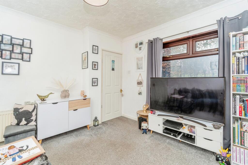 Additional image 5 of Aireview Crescent, Baildon, Shipley