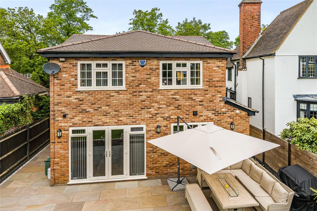 Additional image 29 of Mead Road, Chislehurst