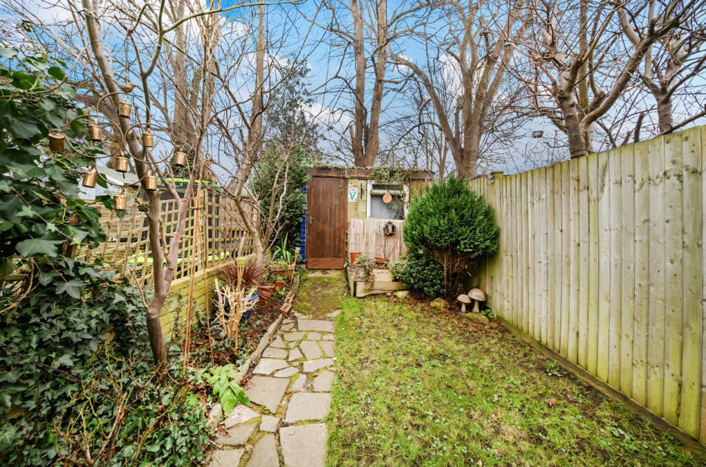 Additional image 12 of Henry Street, Bromley, BR1