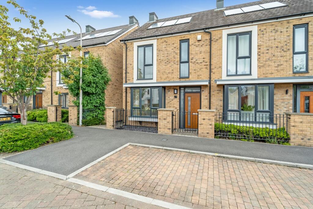 Garland Avenue, Locking Parklands, Weston-Super-Mare, BS24